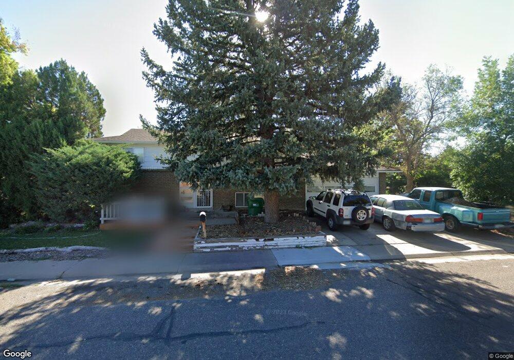 1058 Norfolk St, Aurora, CO 80011 - photo 1