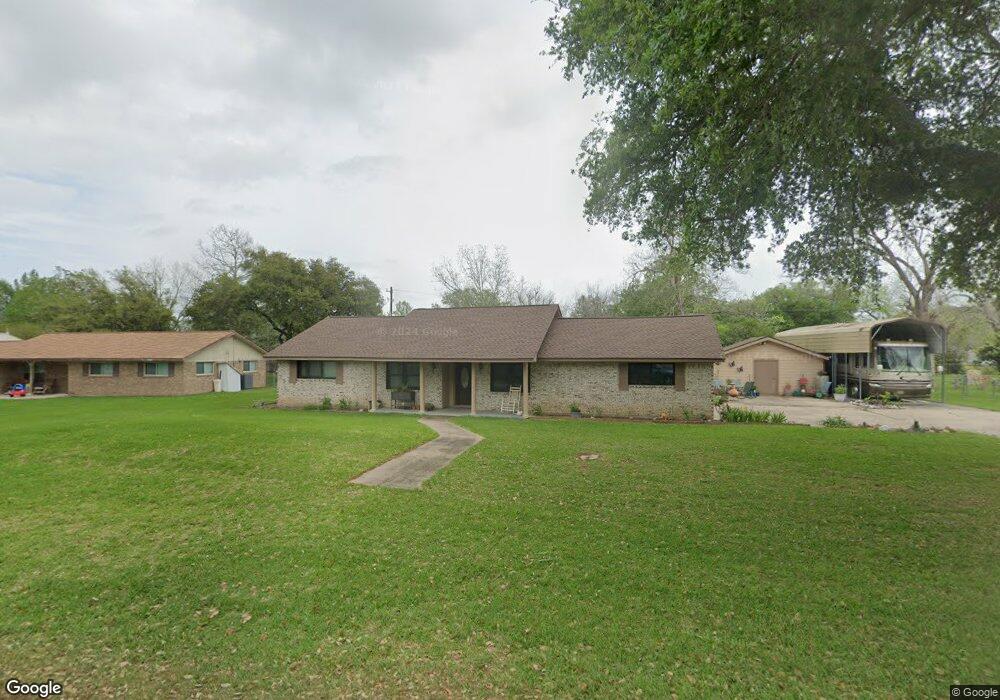 153 Nueces St, Bay City, TX 77414 - photo 1