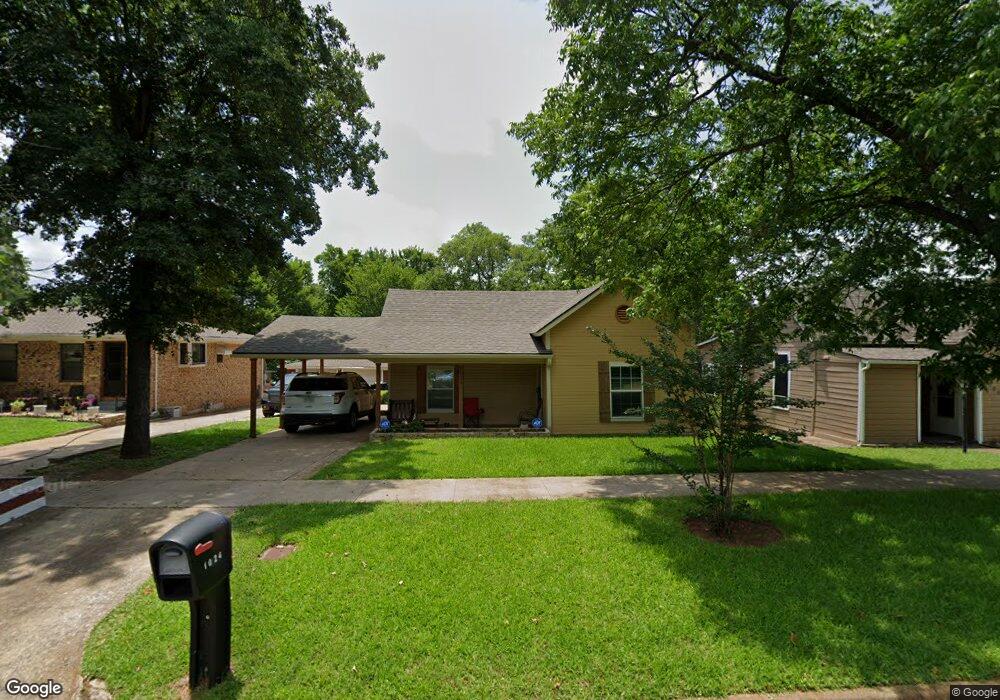 1024 W Munson St, Denison, TX 75020 - photo 1