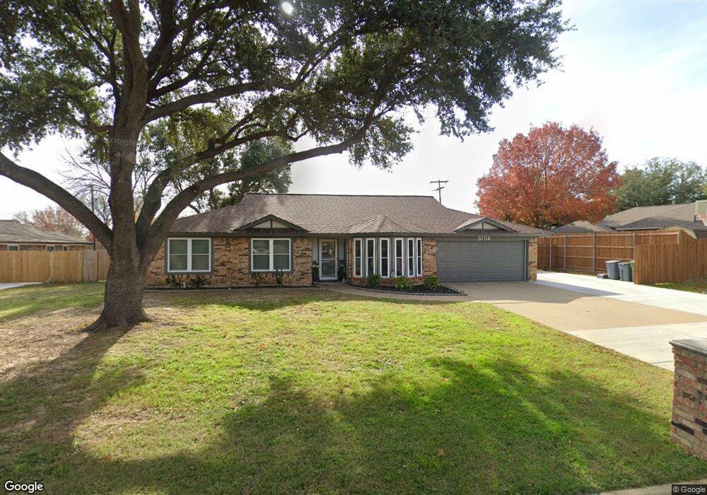 8704 Kirk Ln, North Richland Hills, TX 76182 - photo 1