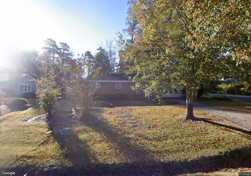 801 E Ashe St, Burgaw, NC 28425 - photo 1
