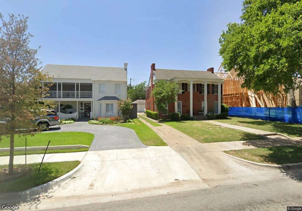 Street View Photo