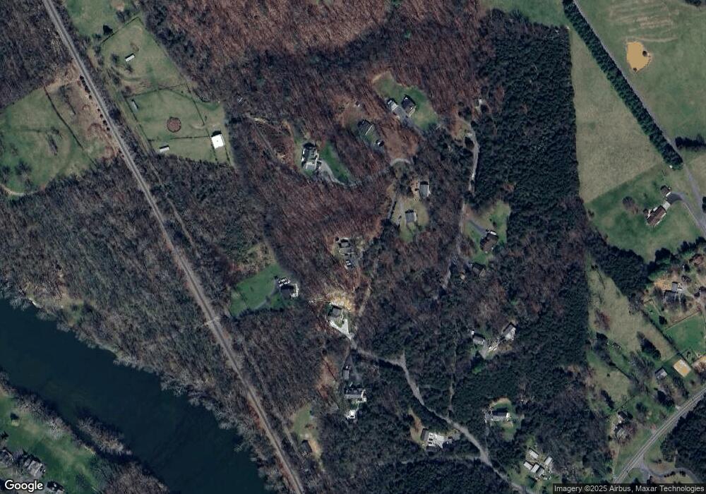 472 Deer Run Cir, Front Royal, VA 22630 - photo 1