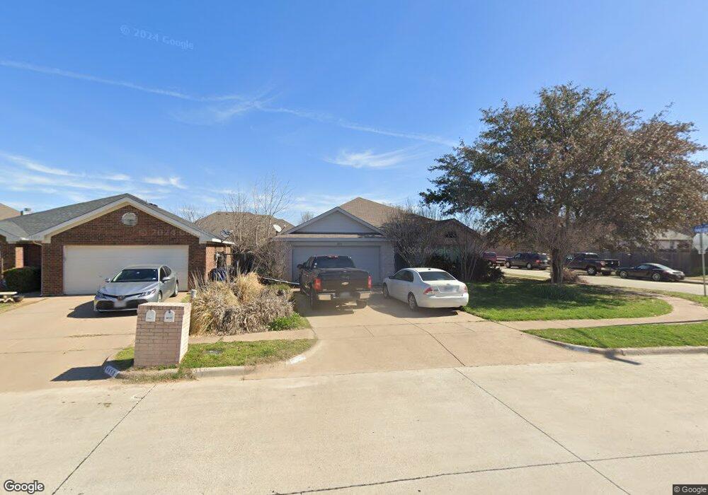 4811 Topaz Ln, Granbury, TX 76049 - photo 1