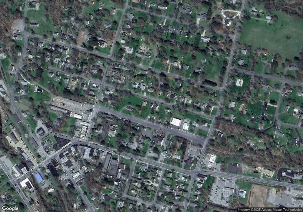 23 Simmons St, Millerton, NY 12546 - photo 1