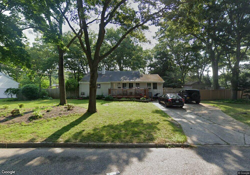 2809 John Roe Smith Ave, Medford, NY 11763 - photo 1