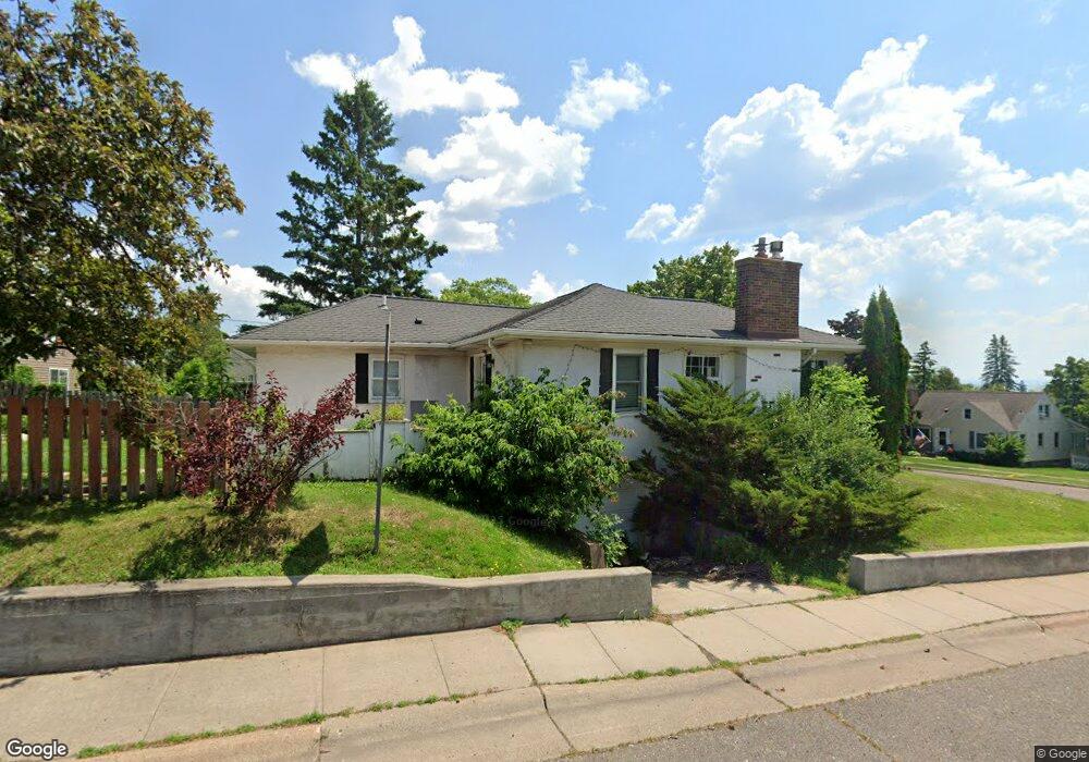 5201 Oneida St, Duluth, MN 55804 - photo 1