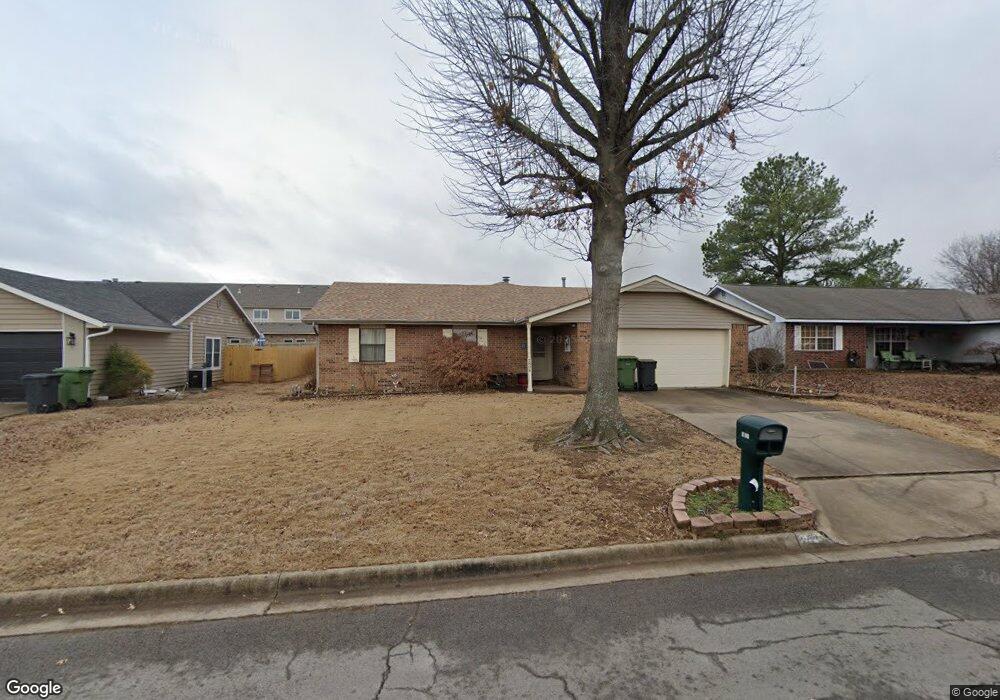2804 W Center St, Rogers, AR 72756 - photo 1
