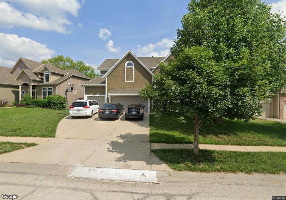 21618 W 99th St, Lenexa, KS 66220 - photo 1