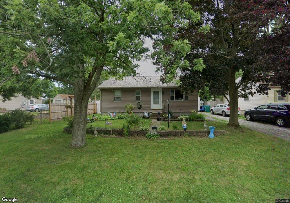907 Greenway St, La Porte, IN 46350 - photo 1