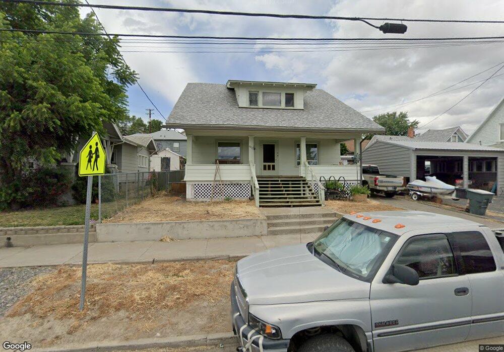 911 NW Carden Ave, Pendleton, OR 97801 - photo 1