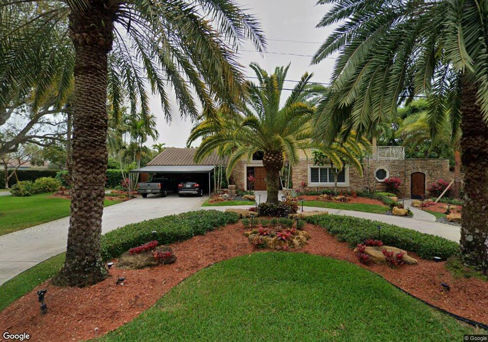 2300 SW 106th Way, Davie, FL 33324 - photo 1