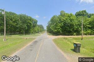 11 Poag Rd, Macon, MS 39341