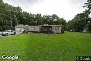 180 Maple St, New Burnside, IL 62967