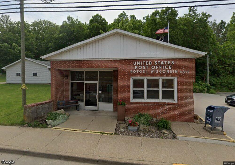 101 East St, Potosi, WI 53820 - photo 1