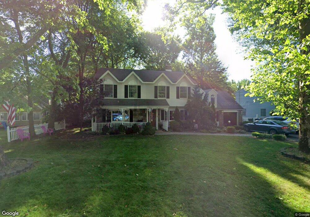 180 Meadow Ln, Paramus, NJ 07652 - photo 1