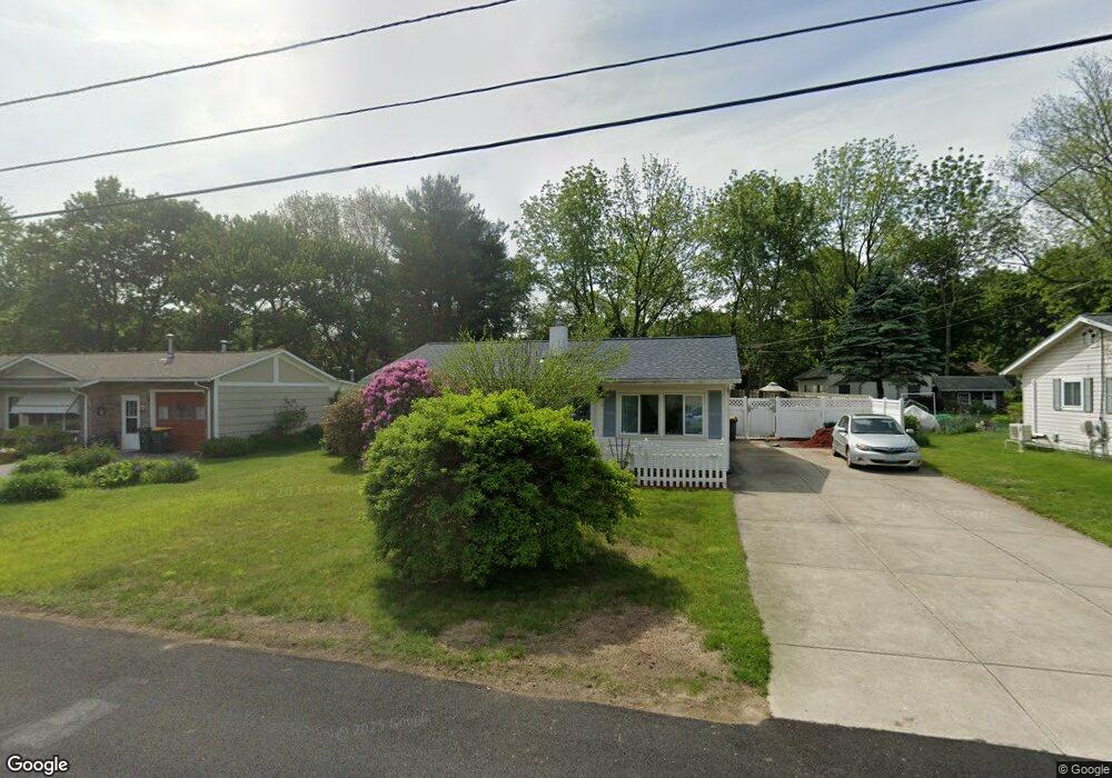 38 Douglas Cir, Greenville, RI 02828 - photo 1