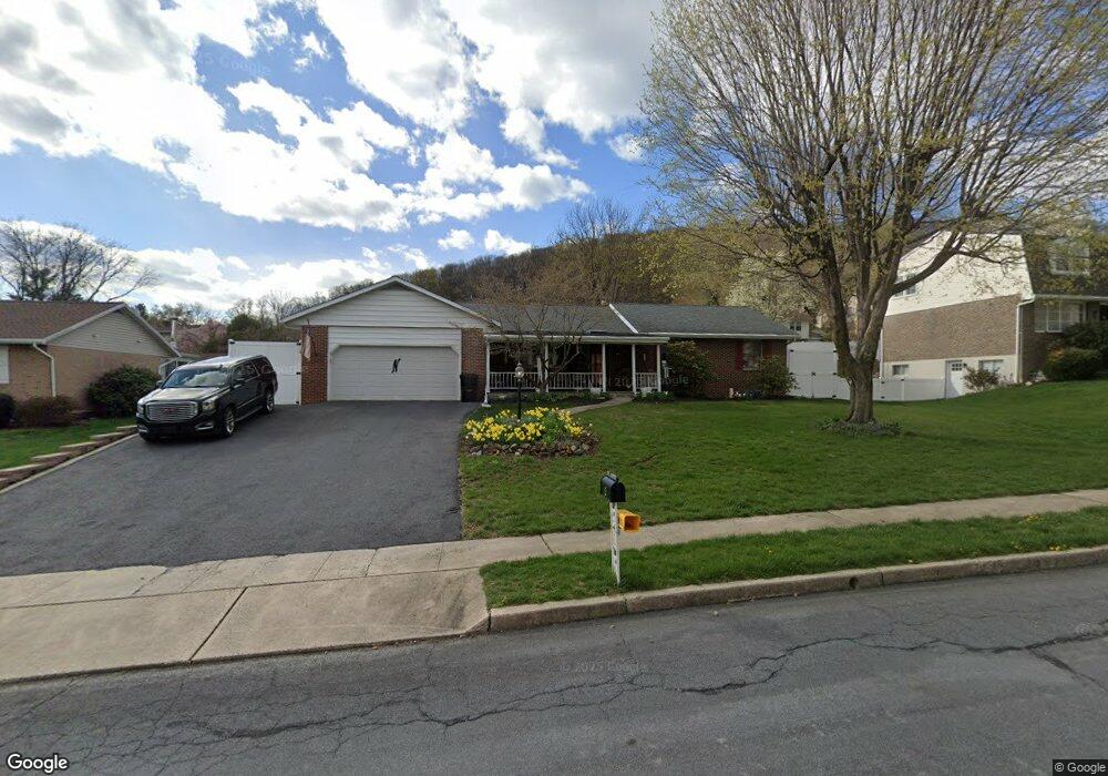 4 Courtleigh Place, Reading, PA 19606 - photo 1