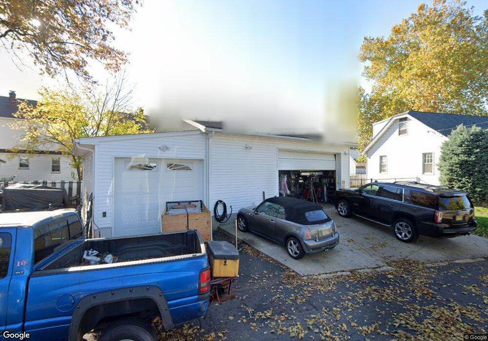 899 Wheatsheaf Rd, Linden, NJ 07036 - photo 1