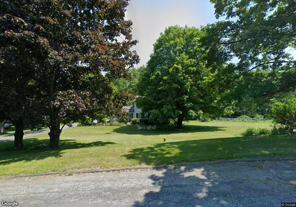 952 Tamenend Rd, Bath, PA 18014 - photo 1