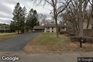 4134 Red Oak Ridge, Minnetonka, MN 55345