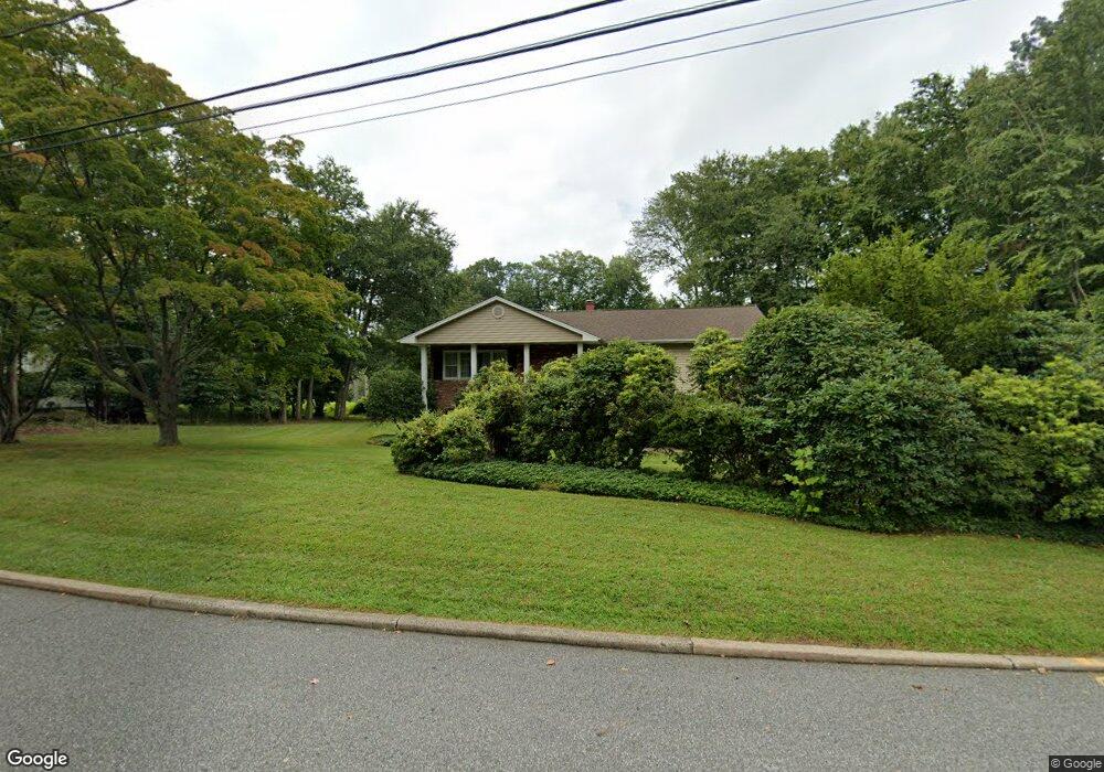 19 Continental Dr, Old Tappan, NJ 07675 - photo 1