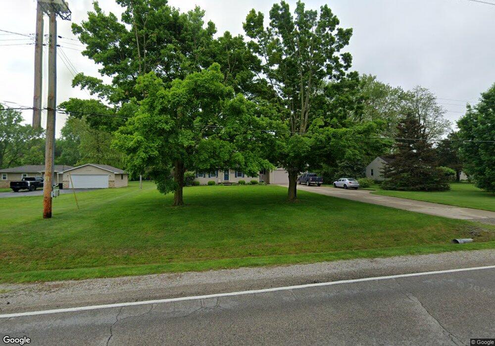 6040 N Mckinley Rd, Flushing, MI 48433 - photo 1