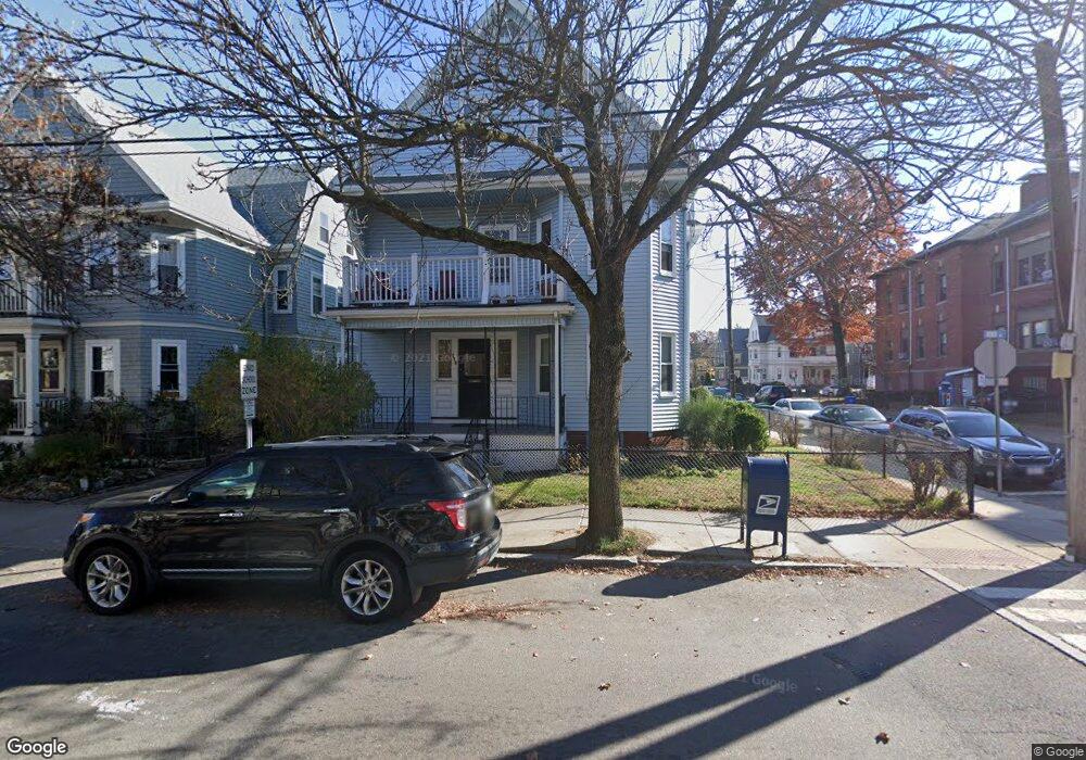 209 Willow Ave unit 1, Somerville, MA 02144 - photo 1