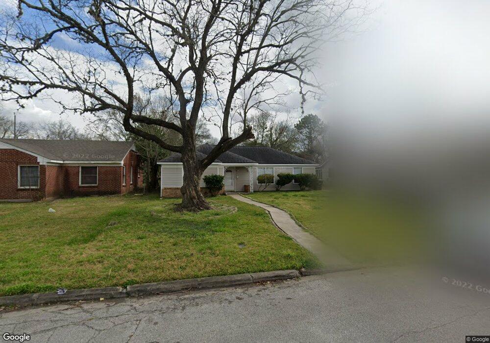 4922 Marietta Ln, Houston, TX 77021 - photo 1
