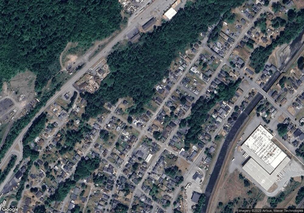 313 Whitmore Ave, Mayfield, PA 18433 - photo 1