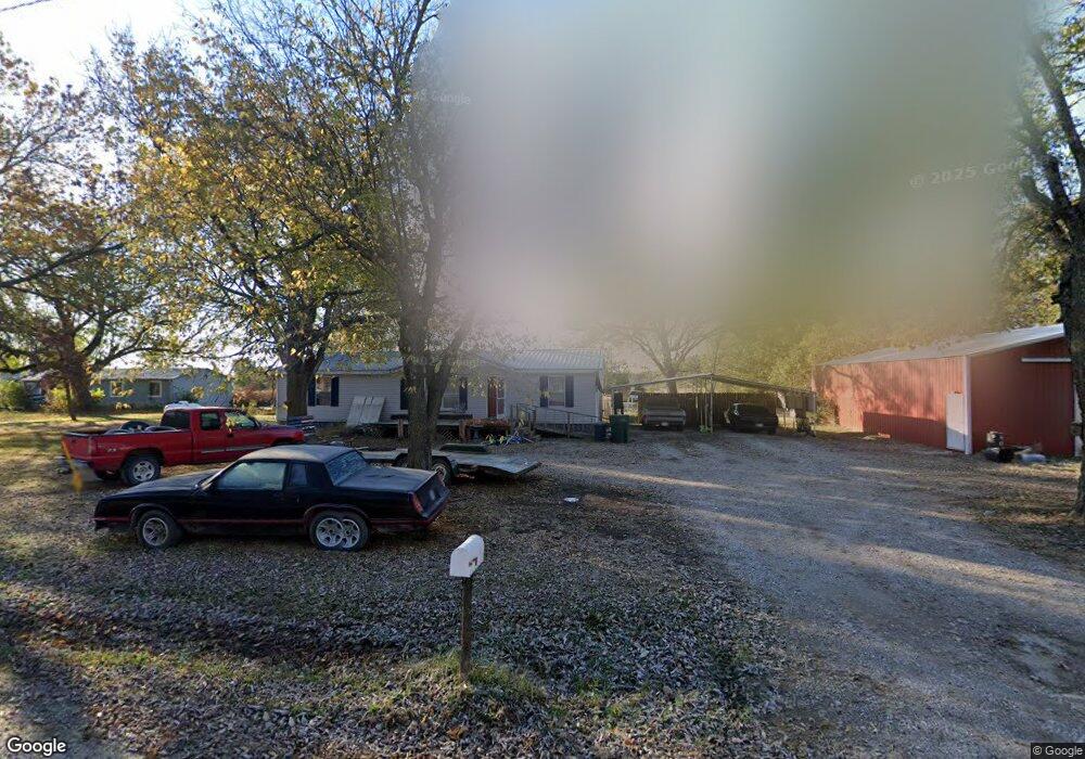 415 E 6th St, Oswego, KS 67356 - photo 1