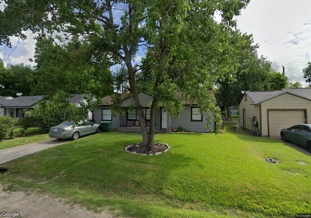 10002 Genemaury St, Houston, TX 77088 - photo 1
