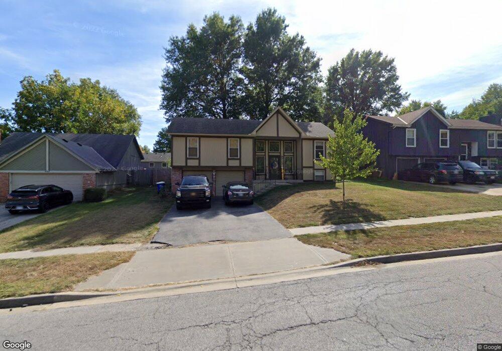 9713 W 49th St, Shawnee, KS 66203 - photo 1