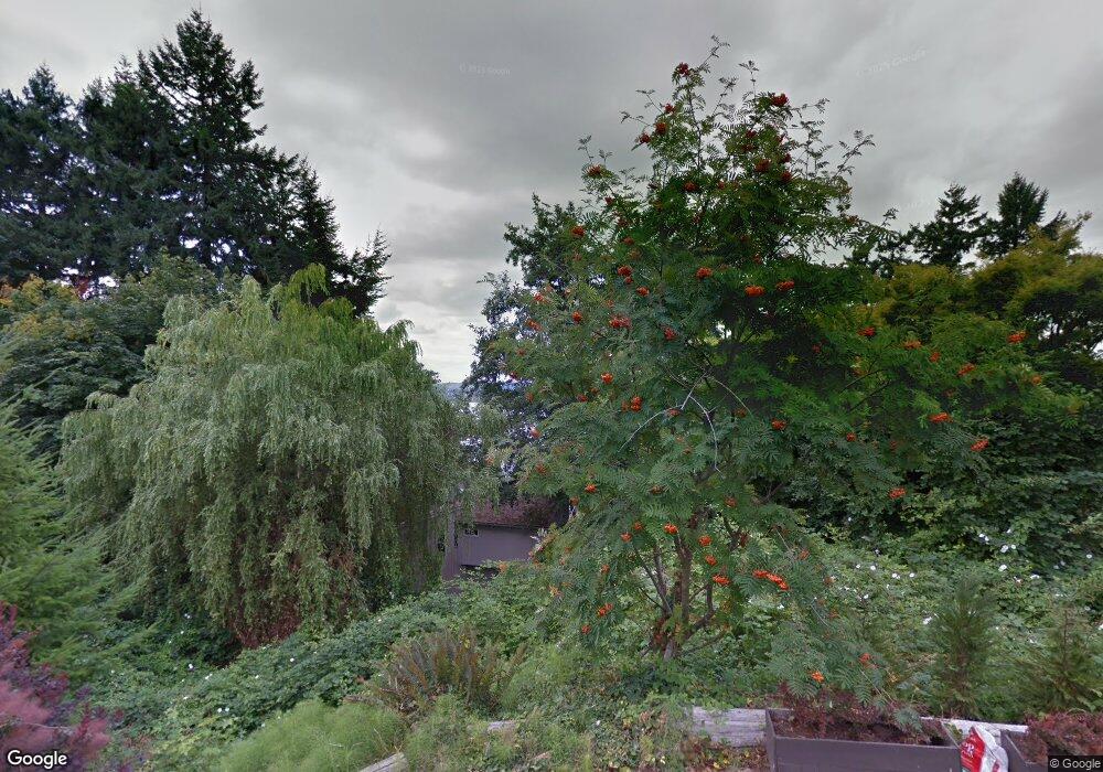 6875 SE 33rd St, Mercer Island, WA 98040 - photo 1