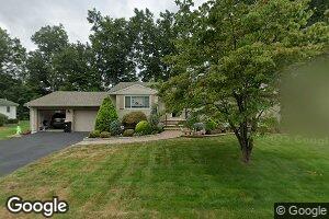 452 Clinton Ave, Northvale, NJ 07647