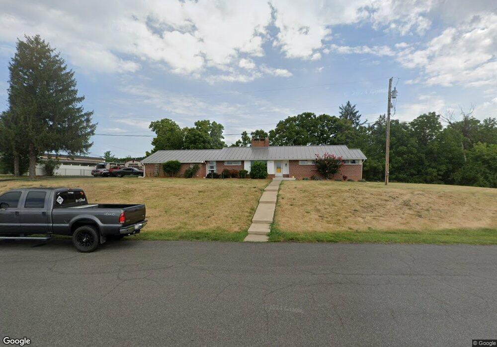 24E E Strasburg Rd, Front Royal, VA 22630 - photo 1