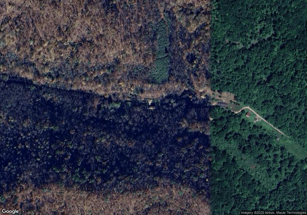 15 Hoffman Dr, Alum Creek, WV 25003 - photo 1