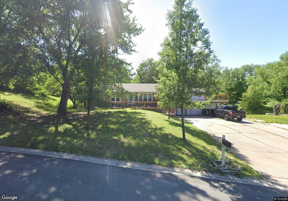 6880 SW Aylesbury Rd, Topeka, KS 66610 - photo 1