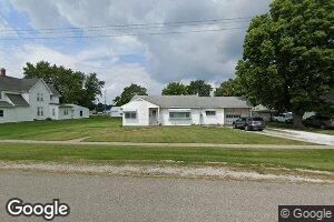 715 Walnut St, Carthage, IL 62321