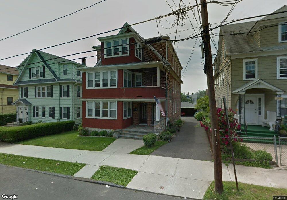 469 Hawley Ave unit 3, Bridgeport, CT 06606 - photo 1