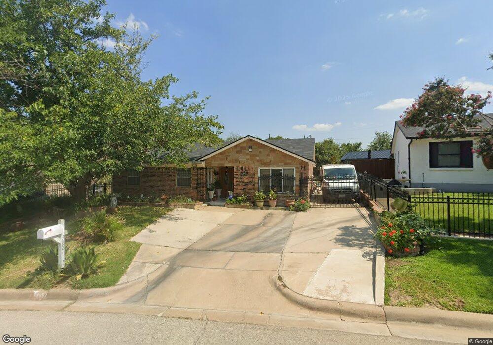3057 NW 32nd St, Fort Worth, TX 76106 - photo 1