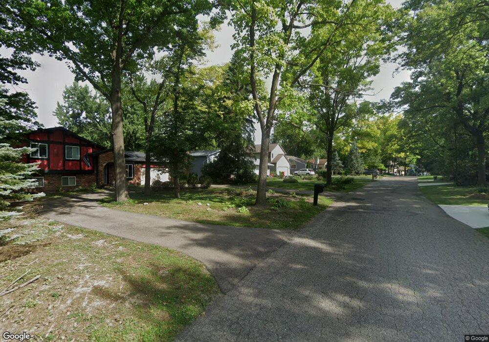 3640 Fieldview Ave, West Bloomfield, MI 48324 - photo 1