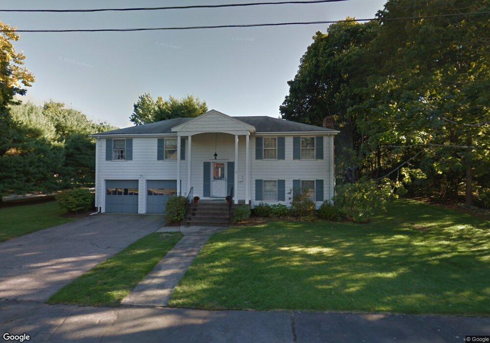 8 Helen Rd, Needham, MA 02492 - photo 1