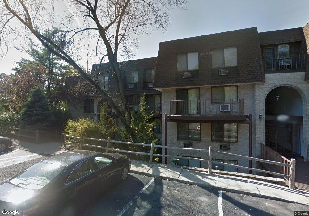 5 Revolutionary Rd unit 2, Briarcliff Manor, NY 10510 - photo 1