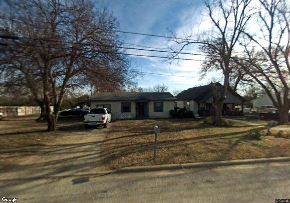 1621 N Hoard Ave, Sherman, TX 75090 - photo 1
