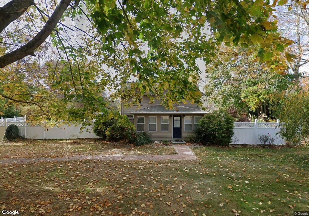 20 Buttonball Rd, Old Lyme, CT 06371 - photo 1