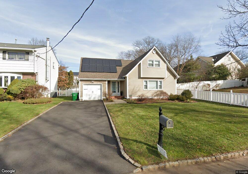 875 Ternay Ave, Scotch Plains, NJ 07076 - photo 1