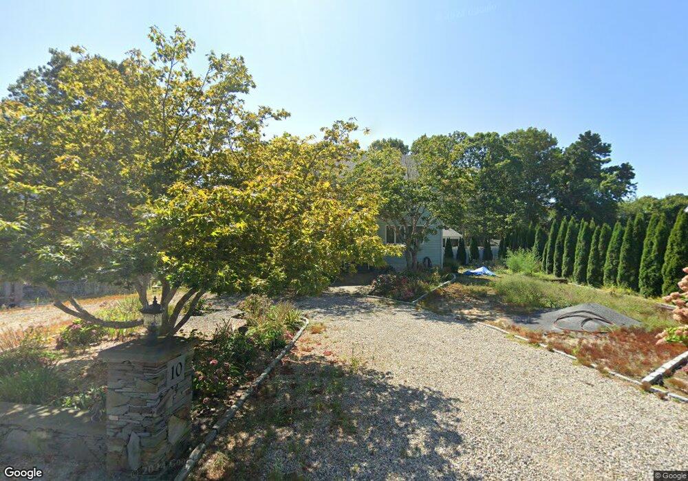 10 Samoset Rd, Mashpee, MA 02649 - photo 1