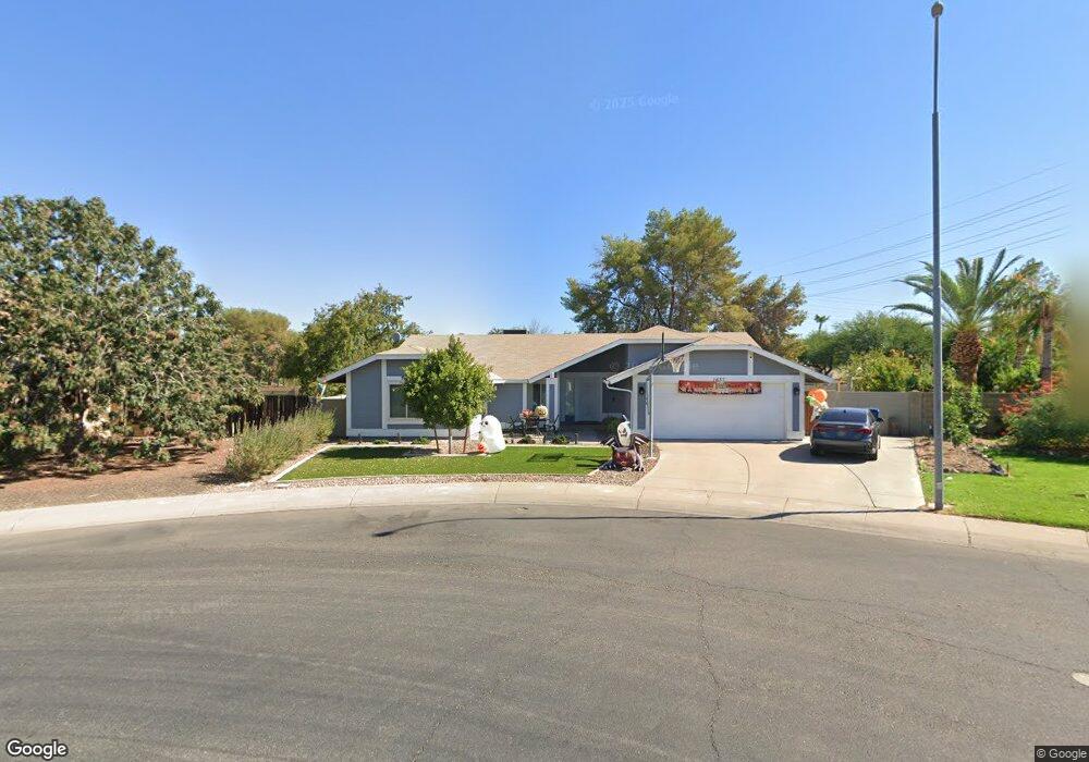 1637 W Manor St, Chandler, AZ 85224 - photo 1