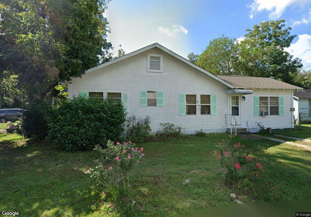 208 Wilson St, Deridder, LA 70634 - photo 1